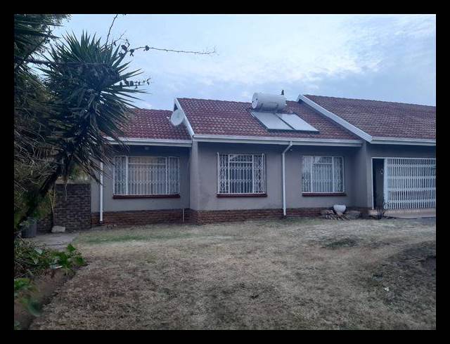 3 BEDROOM HOUSE FOR SALE IN NORKEM PARK